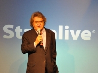Stayalive Stayalive