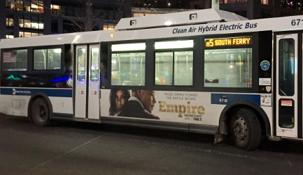 Empire Buswerbung