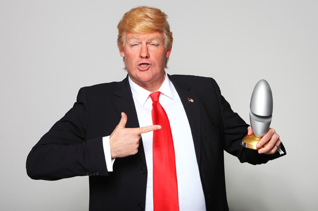 Max Giermann als Donald Trump
