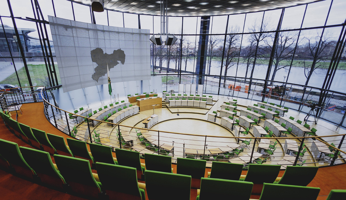 Plenarsaal des Sächsischen Landtages - Großbild im Popup-Fenster Plenarsaal des Sächsischen Landtages