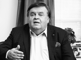 Helmut Thoma