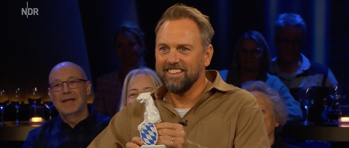 Steven Gätjen erhält Blauen Panther