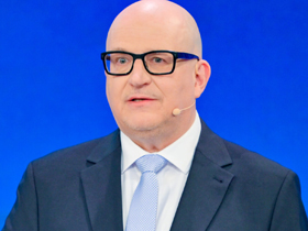 Johannes Larcher 